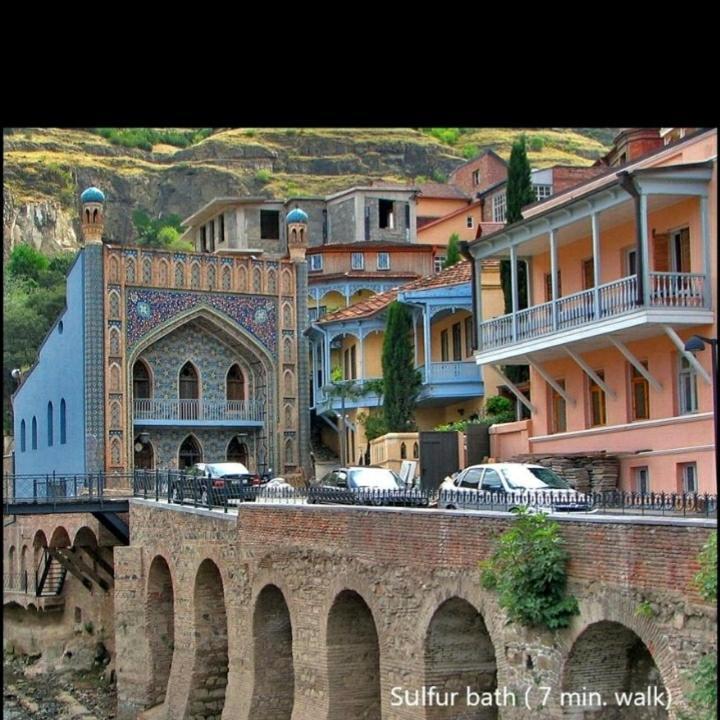 Sofia Apartment In Old Tbilisi Bagian luar foto